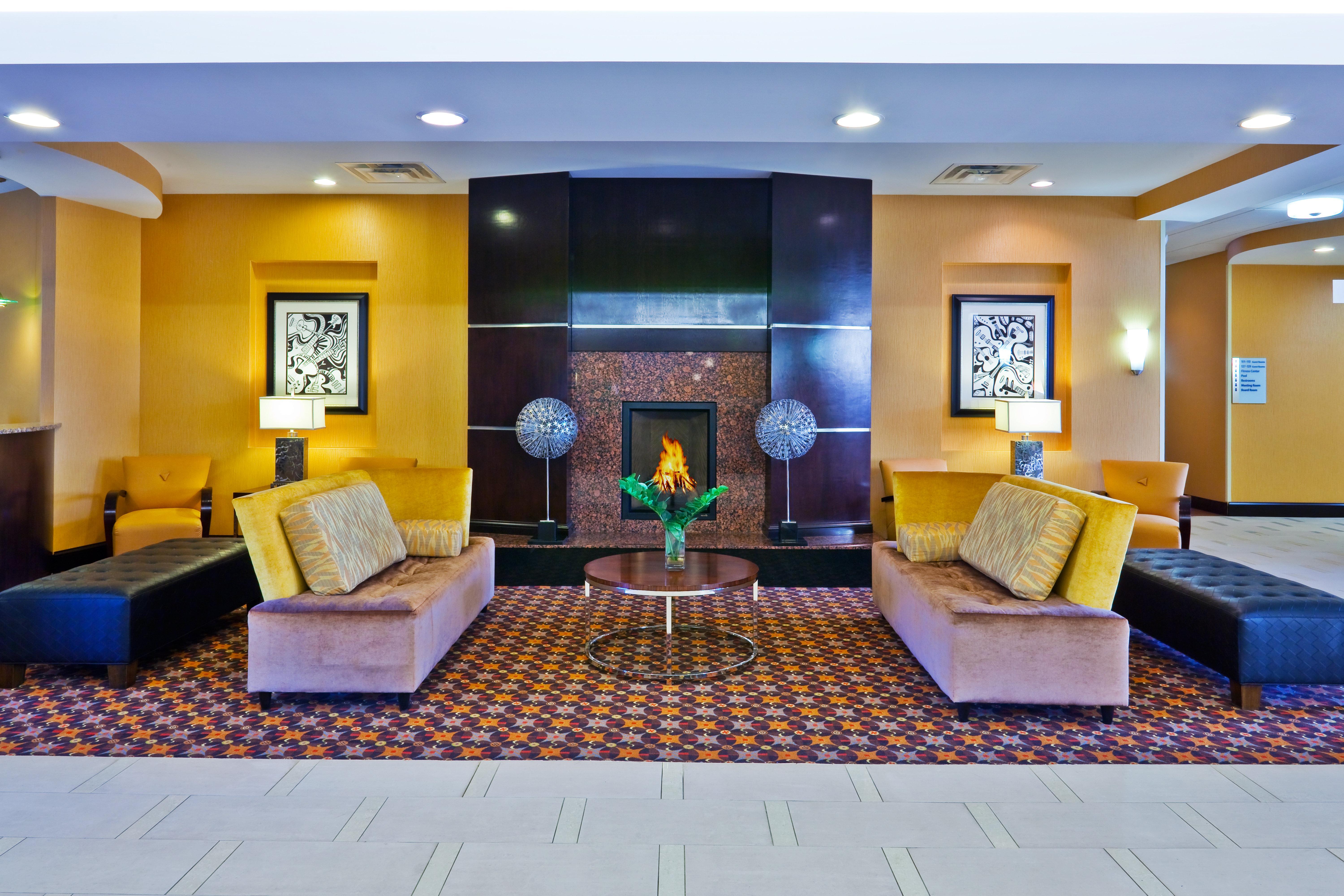 Holiday Inn Express Nashville-Opryland, An Ihg Hotel Exterior photo